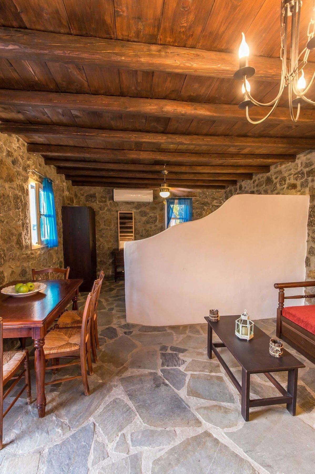 Golden Sunset Villas Agios Ioannis Diakoftis Exteriör bild